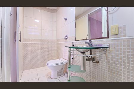 Apartamento à venda com 74m², 2 quartos e 1 vagaBanheiro da Suíte 2