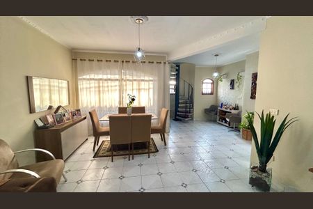 Sala de casa à venda com 3 quartos, 174m² em Jardim Tranquilidade, Guarulhos