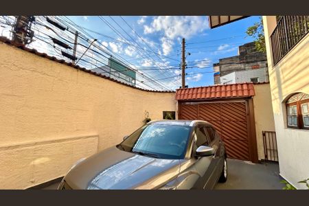 Casa à venda com 174m², 3 quartos e 4 vagas Casa à venda com 174m², 3 quartos e 4 vagasGaragem