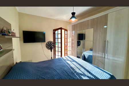 Casa à venda com 174m², 3 quartos e 4 vagas Casa à venda com 174m², 3 quartos e 4 vagasQuarto Suíte