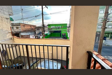 Casa à venda com 174m², 3 quartos e 4 vagas Casa à venda com 174m², 3 quartos e 4 vagasSacada do Quarto 2