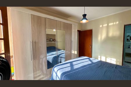 Casa à venda com 174m², 3 quartos e 4 vagas Casa à venda com 174m², 3 quartos e 4 vagasQuarto Suíte
