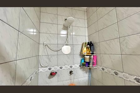 Casa à venda com 174m², 3 quartos e 4 vagas Casa à venda com 174m², 3 quartos e 4 vagasBanheiro da Suíte