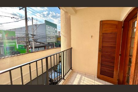 Casa à venda com 174m², 3 quartos e 4 vagas Casa à venda com 174m², 3 quartos e 4 vagasSacada suíte