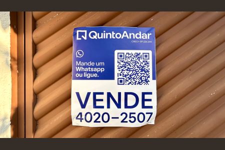 Casa à venda com 174m², 3 quartos e 4 vagas Casa à venda com 174m², 3 quartos e 4 vagasPlaca Aproximada