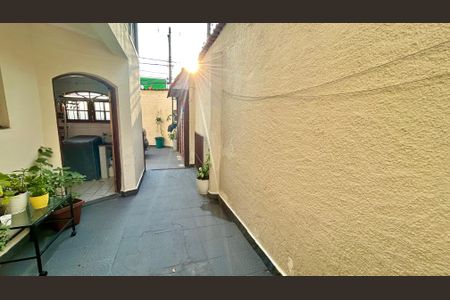 Casa à venda com 174m², 3 quartos e 4 vagas Casa à venda com 174m², 3 quartos e 4 vagasQuintal
