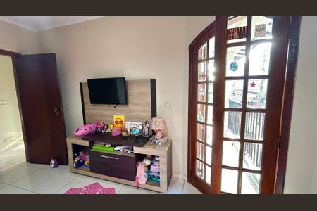 Casa à venda com 174m², 3 quartos e 4 vagas Casa à venda com 174m², 3 quartos e 4 vagasQuarto 1