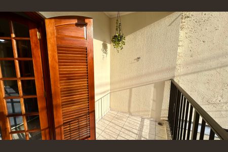 Casa à venda com 174m², 3 quartos e 4 vagas Casa à venda com 174m², 3 quartos e 4 vagasSacada da Suíte