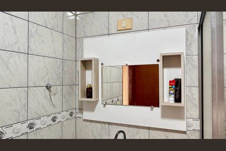 Casa à venda com 174m², 3 quartos e 4 vagas Casa à venda com 174m², 3 quartos e 4 vagasBanheiro 1