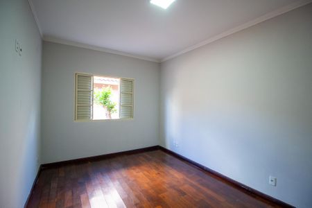 Casa para alugar com 188m², 3 quartos e 2 vagasQuarto 1