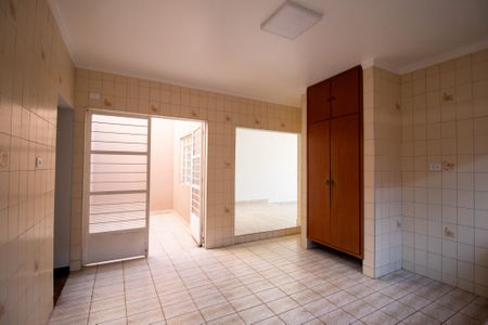 Casa para alugar com 188m², 3 quartos e 2 vagasCozinha 