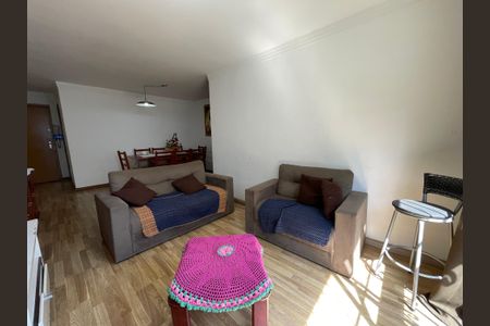 Apartamento à venda com 96m², 3 quartos e 1 vagaSala