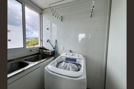 Apartamento à venda com 150m², 2 quartos e 3 vagasarea serviço