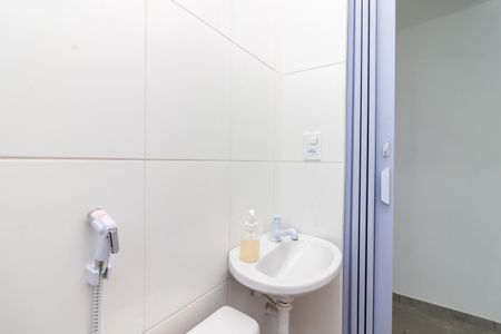 Banheiro de casa para alugar com 1 quarto, 28m² em Tucuruvi, São Paulo