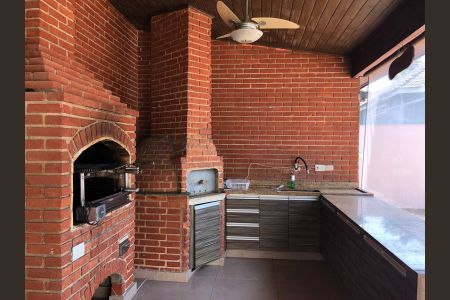 Casa para alugar com 470m², 4 quartos e 4 vagasÁrea externa