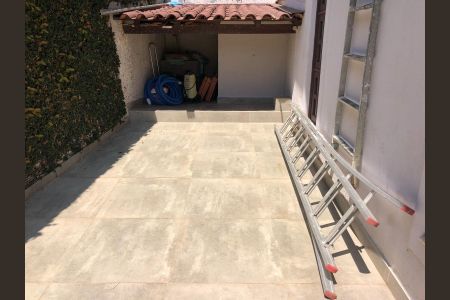 Casa para alugar com 470m², 4 quartos e 4 vagasÁrea externa