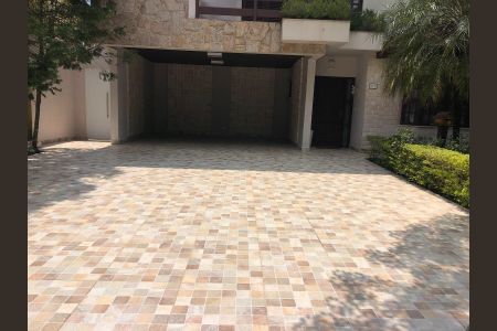 Casa para alugar com 470m², 4 quartos e 4 vagasÁrea externa