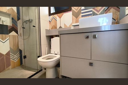 Apartamento à venda com 81m², 1 quarto e 2 vagasBanheiro da Suíte