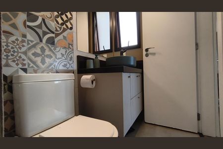 Apartamento à venda com 81m², 1 quarto e 2 vagasBanheiro social
