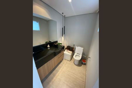 Apartamento para alugar com 130m², 2 quartos e 2 vagasBanheiro