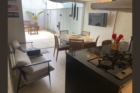 Apartamento para alugar com 130m², 2 quartos e 2 vagasSala