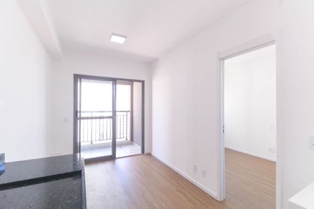 Sala/Cozinha de apartamento para alugar com 1 quarto, 30m² em Quarta Parada, São Paulo