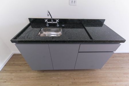 Sala/Cozinha de apartamento para alugar com 1 quarto, 30m² em Quarta Parada, São Paulo