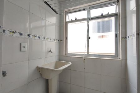 Apartamento à venda com 57m², 2 quartos e 1 vagaÁrea de Serviço