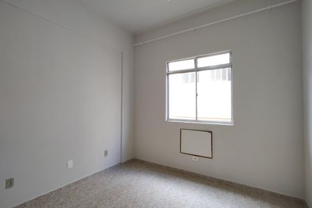 Apartamento à venda com 57m², 2 quartos e 1 vagaQuarto 2