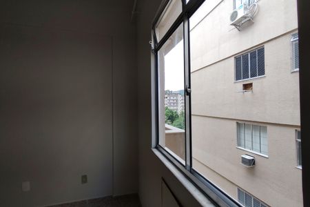 Apartamento à venda com 57m², 2 quartos e 1 vagaQuarto 2