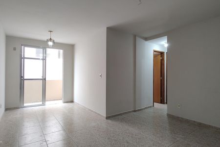 Apartamento à venda com 57m², 2 quartos e 1 vagaSala