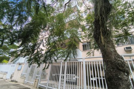 Apartamento à venda com 57m², 2 quartos e 1 vagaFachada do condomínio