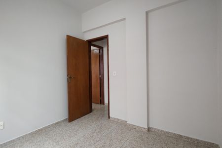 Apartamento à venda com 57m², 2 quartos e 1 vagaQuarto 2