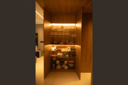 Apartamento para alugar com 155m², 4 quartos e 4 vagasSala