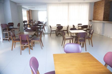 Apartamento para alugar com 155m², 4 quartos e 4 vagasÁrea comum - Salão de festas