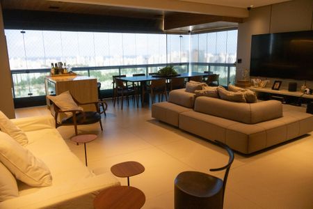 Apartamento para alugar com 155m², 4 quartos e 4 vagasSala