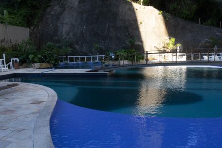 Apartamento para alugar com 155m², 4 quartos e 4 vagasÁrea comum - Piscina