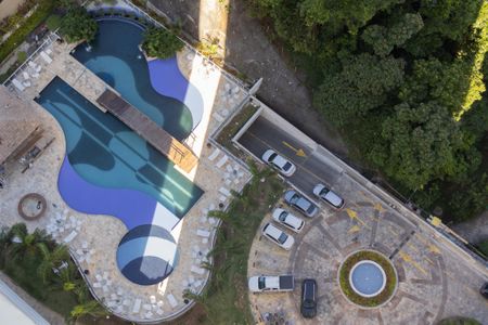 Apartamento para alugar com 155m², 4 quartos e 4 vagasÁrea comum - Piscina