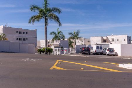 Apartamento para alugar com 50m², 2 quartos e 1 vagaFachada do condomínio