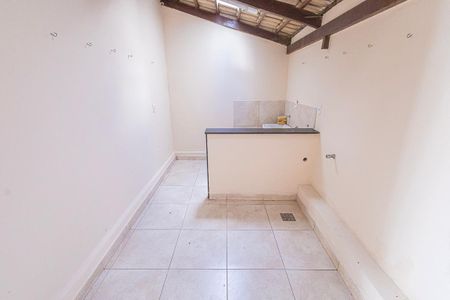 Apartamento para alugar com 85m², 2 quartos e 1 vaga Apartamento para alugar com 85m², 2 quartos e 1 vagaÁrea de Serviço