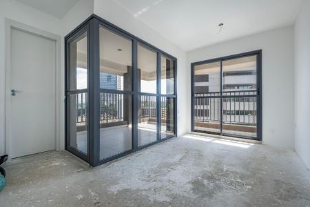 Sala/Cozinha de apartamento à venda com 1 quarto, 42m² em Pinheiros, São Paulo