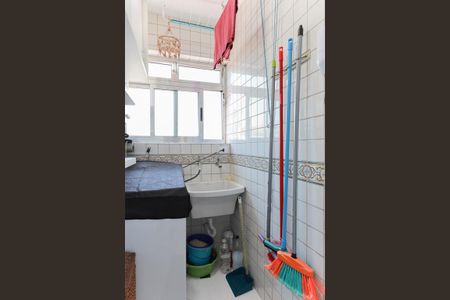 Apartamento à venda com 81m², 2 quartos e 1 vagaÁrea de serviço