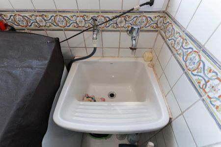 Apartamento à venda com 81m², 2 quartos e 1 vagaÁrea de serviço