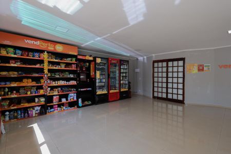 Apartamento à venda com 81m², 2 quartos e 1 vagaÁrea comum - Mini-mercado