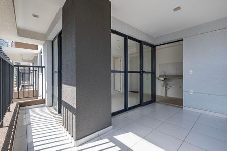 Varanda de kitnet/studio à venda com 1 quarto, 42m² em Pinheiros, São Paulo