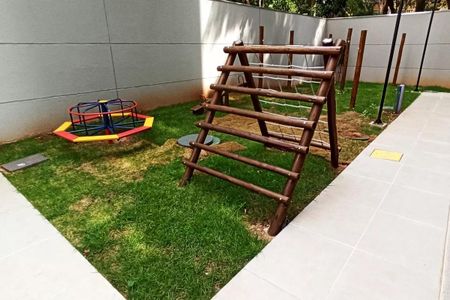Apartamento para alugar com 37m², 2 quartos e sem vagaÁrea comum - Playground