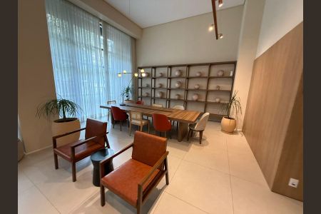 Apartamento para alugar com 65m², 2 quartos e 2 vagas Apartamento para alugar com 65m², 2 quartos e 2 vagasÁrea externa