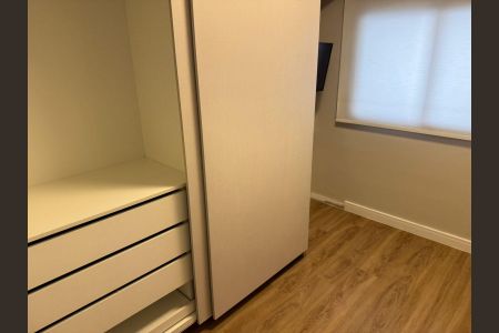 Apartamento para alugar com 65m², 2 quartos e 2 vagas Apartamento para alugar com 65m², 2 quartos e 2 vagasQuarto