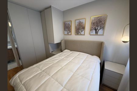 Apartamento para alugar com 65m², 2 quartos e 2 vagas Apartamento para alugar com 65m², 2 quartos e 2 vagasQuarto