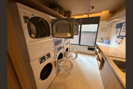 Apartamento para alugar com 65m², 2 quartos e 2 vagas Apartamento para alugar com 65m², 2 quartos e 2 vagasÁrea externa